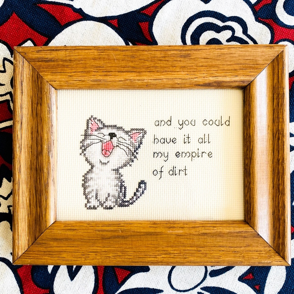 Funny Cross Stitch Kitty Loves Nine Inch Nails - Picture 1 of 1